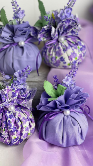 DIY Crafternoon - No Sew Floral Sachets